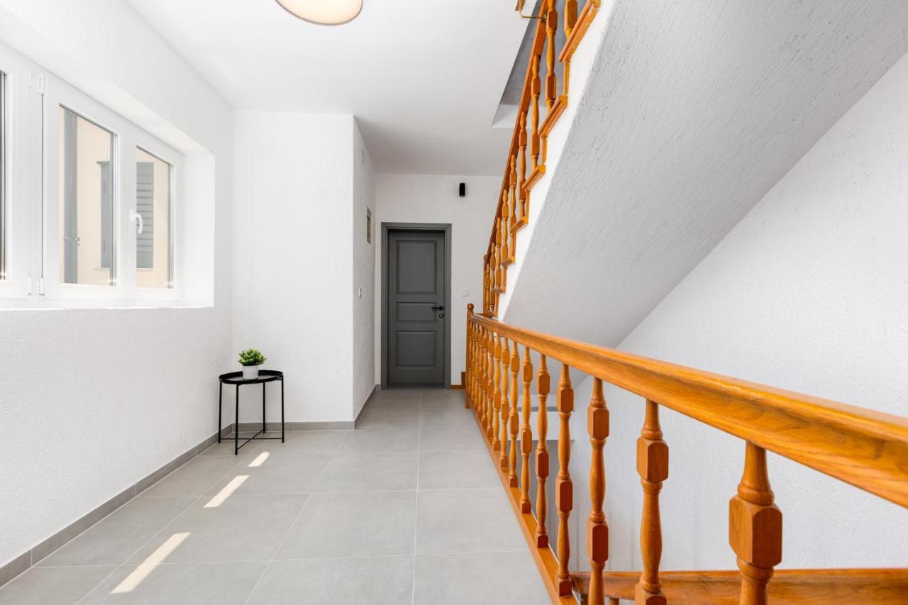 Apartments Cukar Punat Ngoại thất bức ảnh